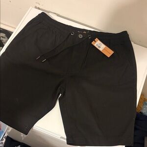 Bench Men's Black Flat-Front Drawstring Casual Shorts